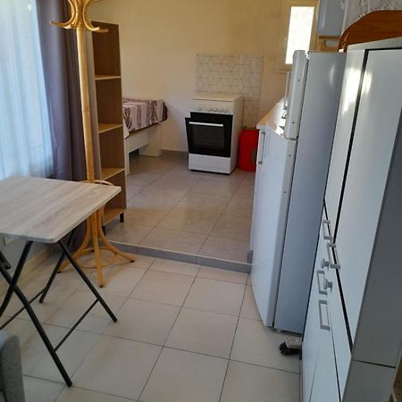 Chambres d'Hôtes Chez Cécile Lagnes Exterior foto